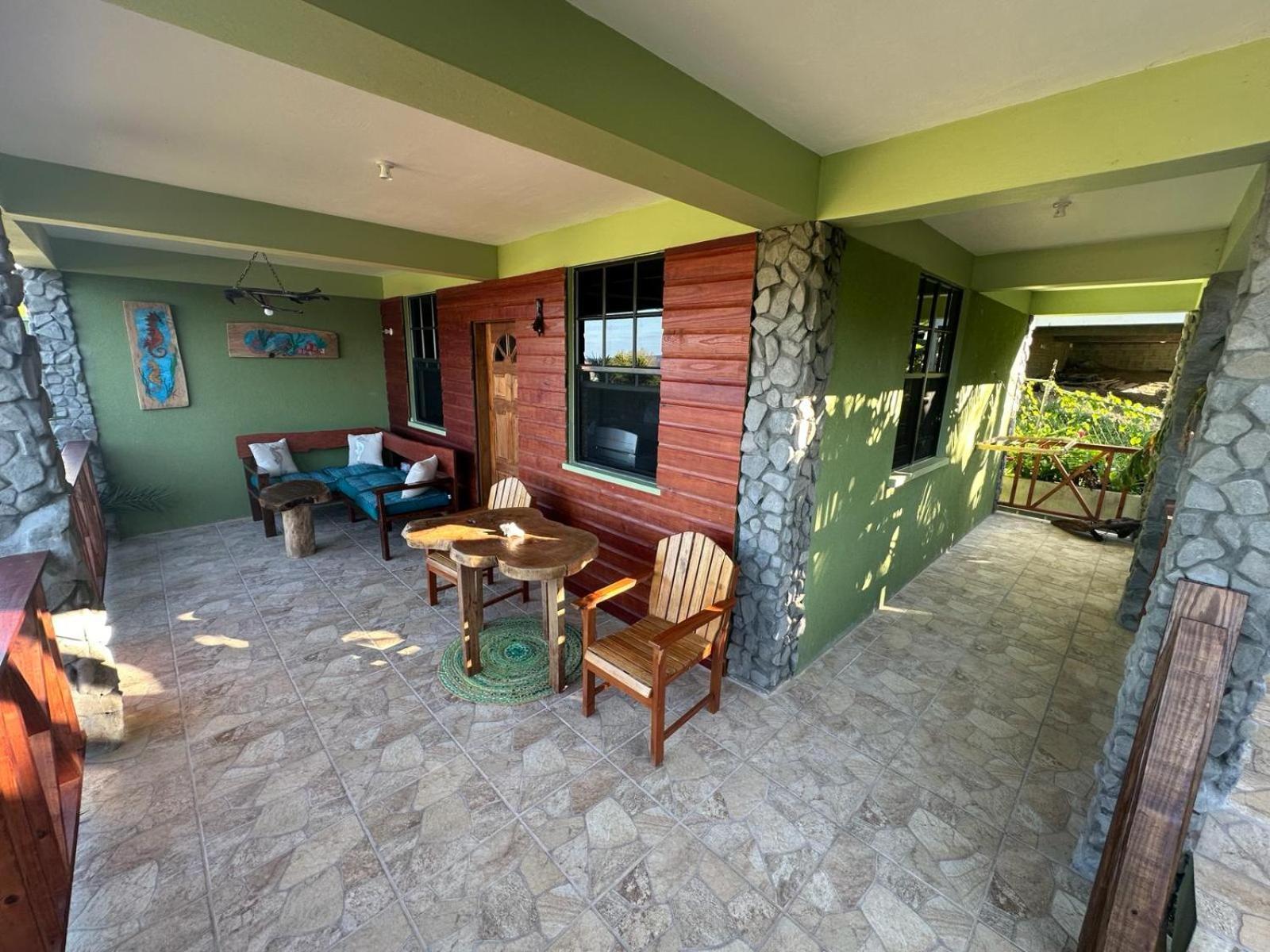 Orchid Resort Ltd Guillet Zewnętrze zdjęcie